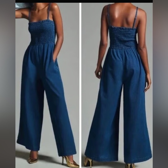 American Eagle Outfitters Pants - NWT American Eagle Smocked Wide Leg Jumper Size M